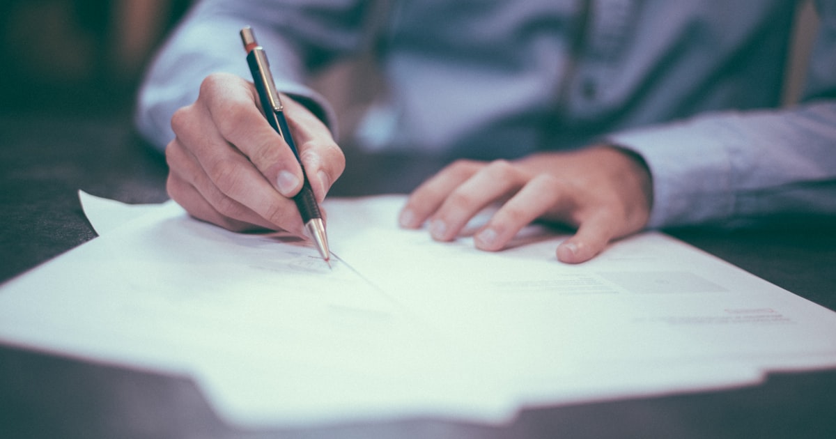 pengacara pik - Pengacara PIK Spesialis Bisnis dan Properti: Panduan Lengkap